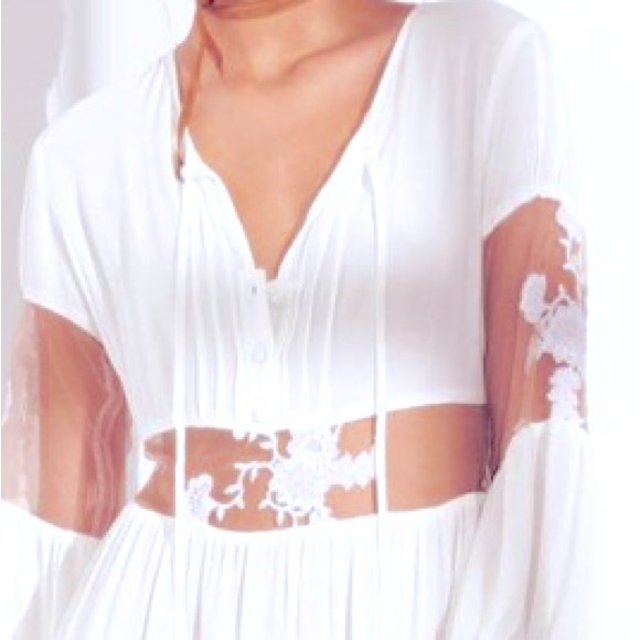 For Love & Lemons Eva Midi Dress in White
Small - Picture 5 of 8